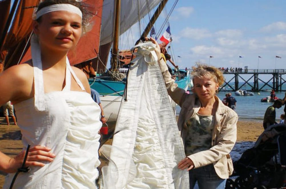 mannequin en compagnie de Valérie Blais